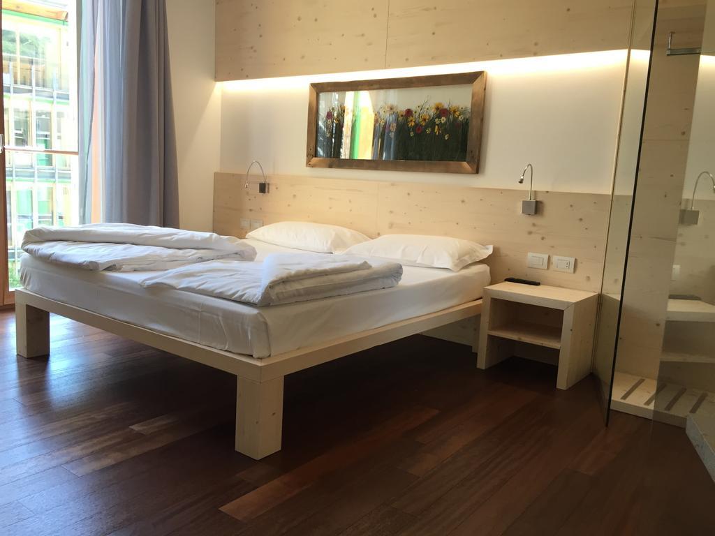 Komodo Short Stay Apartments Τρέντο Δωμάτιο φωτογραφία
